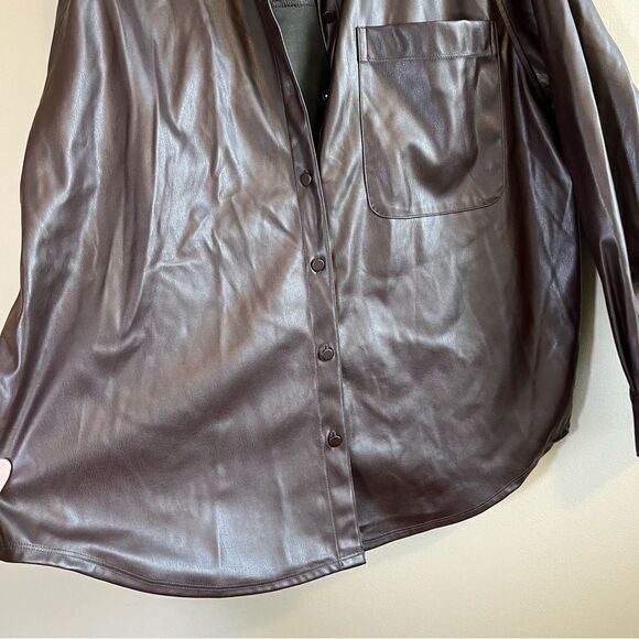 ✨ A New Day Brown Faux Leather Button Up Top Medium - Picture 6 of 10